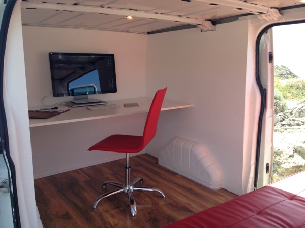Combi-Oficina: Trabajar y viajar al mismo tiempo
