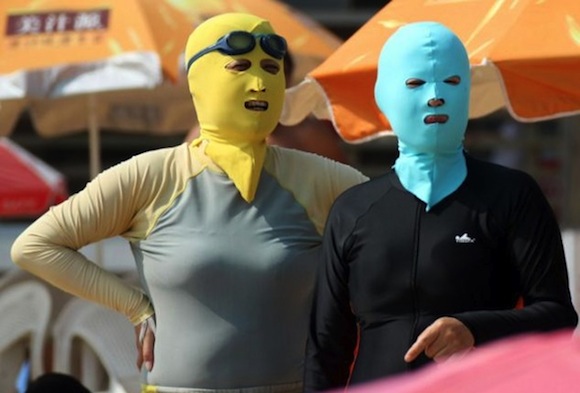 Facekini: Moda en las playas de China Facekini: Moda en las playas de China