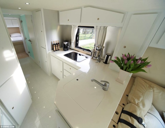 Motorhome con Cocina Motorhome con Cocina