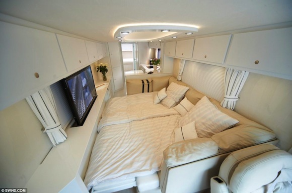 Motorhome, habitacion matrimonial Motorhome, habitacion matrimonial